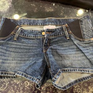 Isabel midi blue jean shorts